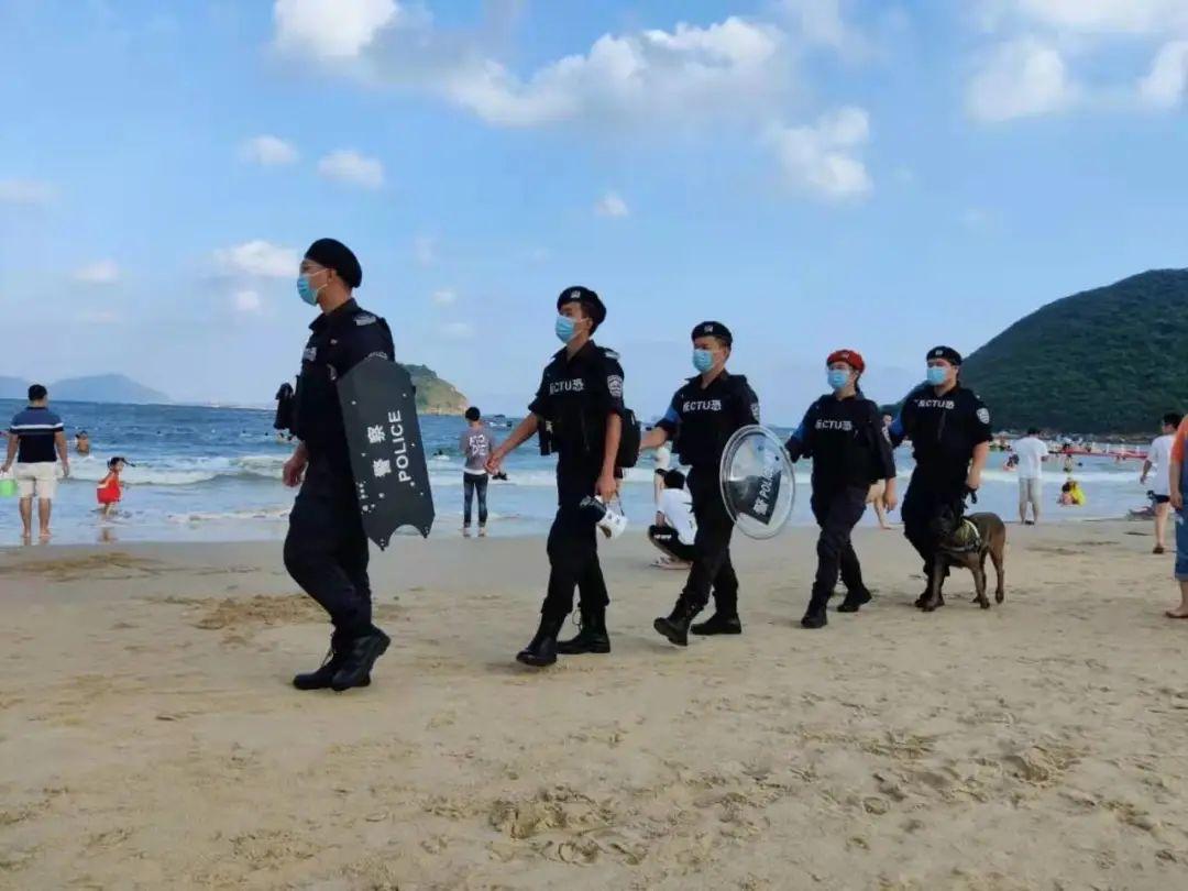 这是大鹏警察的十二时辰